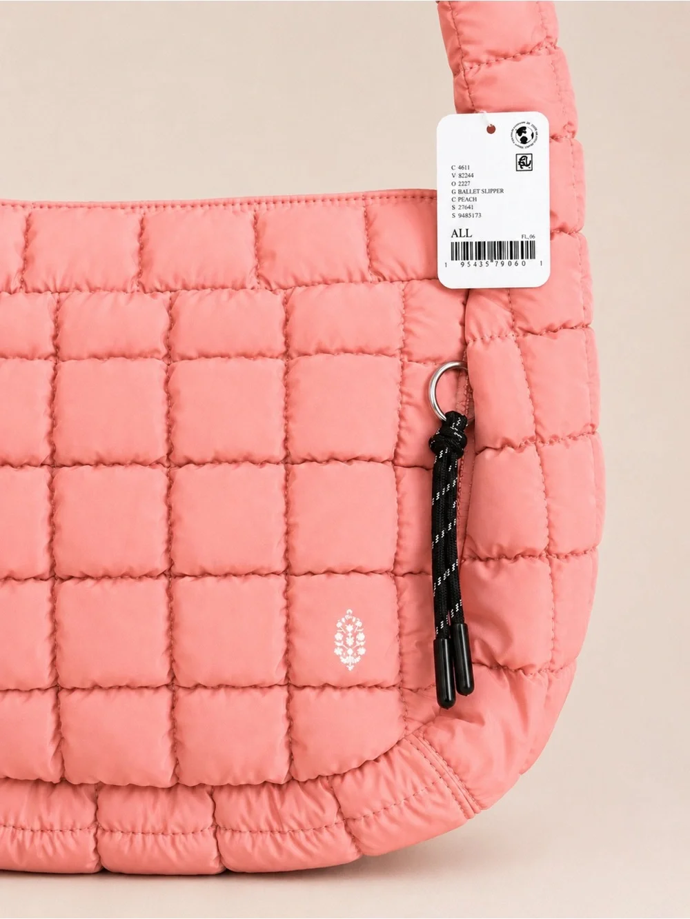 NWT Free People Movement Quilted Baby Carryall Sling Bag Peachy Pink - Picture 4 of 7
